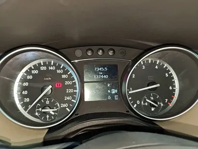 Mercedes-Benz R-Class