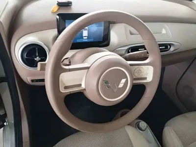 Wuling MINIEV