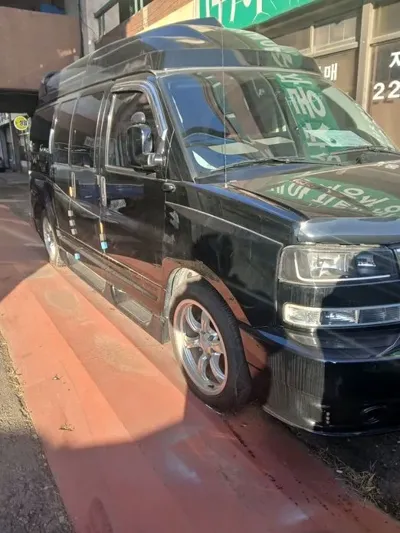 GMC Savana