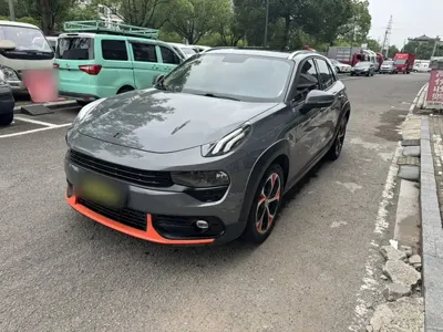 Lynk & Co 02