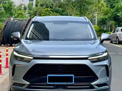 BAIC X7