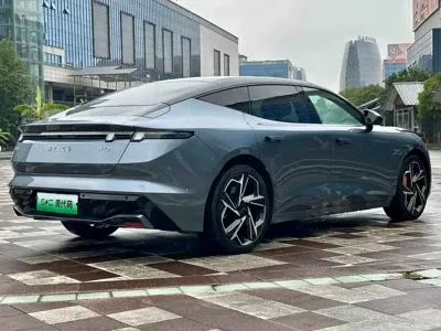Lynk & Co Z10