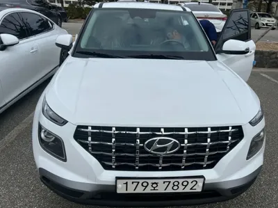 Hyundai Venue