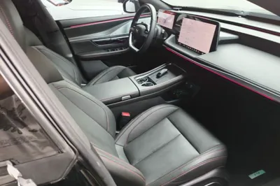 Xpeng P7