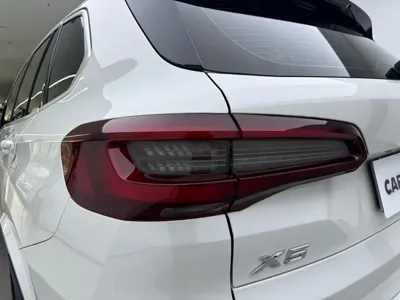 BMW X5 (Import)