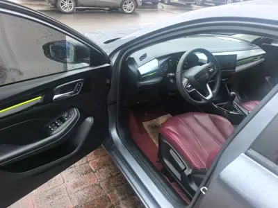 Roewe i5