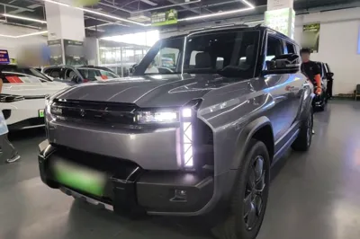 iCAR 03T