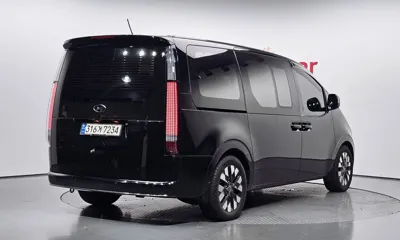 Hyundai Staria