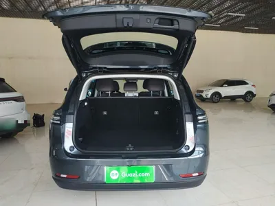 Leapmotor C10
