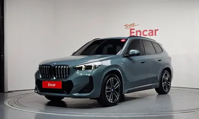 BMW iX1
