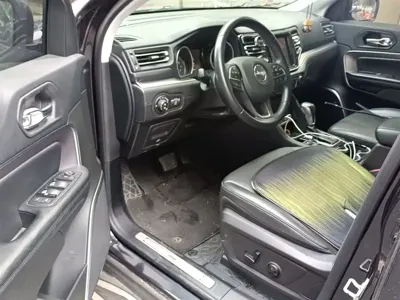 Jeep Grand Commander