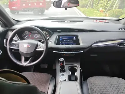 Cadillac XT4