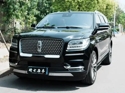 Lincoln Navigator