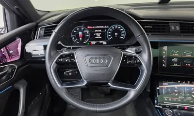 Audi e-tron