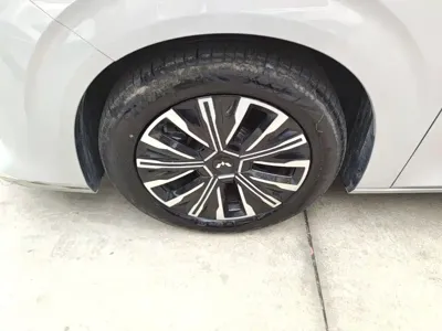Wuling Xingguang 730 New Energy