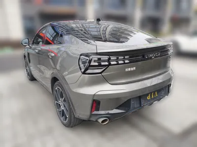 Lynk & Co 05