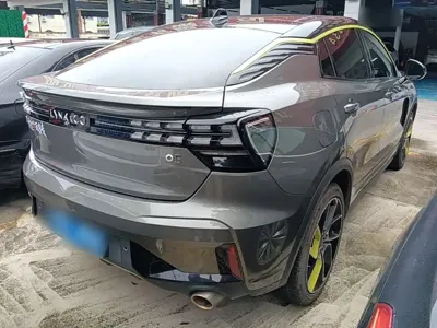 Lynk & Co 05