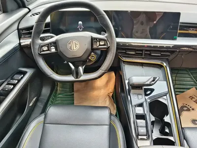 MG MG5 Scorpio