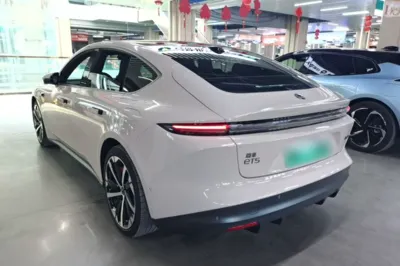 Nio ET5