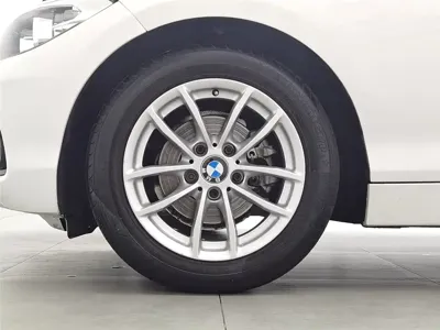 BMW 1 Series (Import)