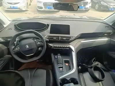 Peugeot 4008