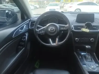 Mazda 3 Axela
