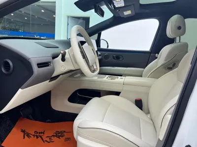 Li Auto 理想i6
