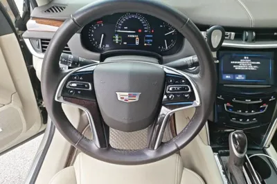 Cadillac XTS