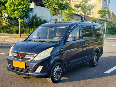 Wuling Rongguang V