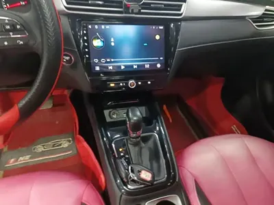 Roewe i5