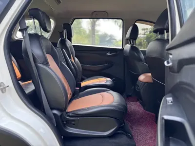 Wuling Hongguang S3