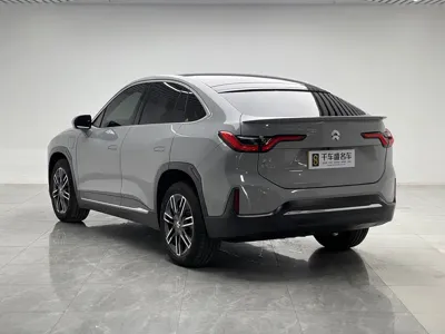 Nio EC6