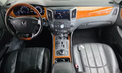 Hyundai Equus
