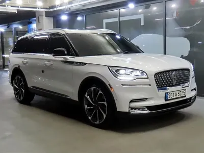 Lincoln Aviator
