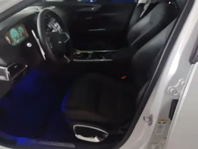 Jaguar XEL