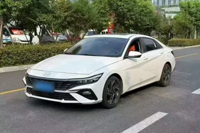 Hyundai Elantra