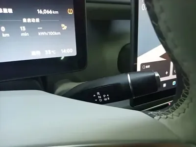 Leapmotor 零跑B01