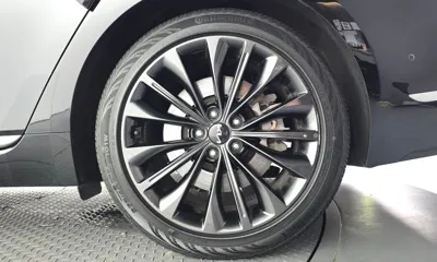 Kia K9
