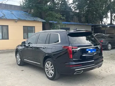 Cadillac XT6