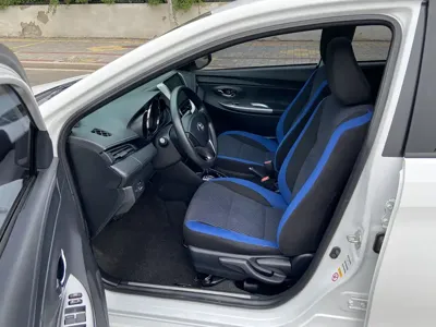 Toyota Yaris L