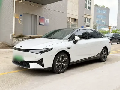 Xpeng P5