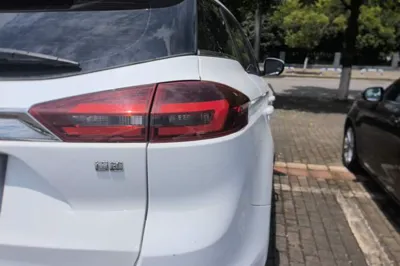 Geely Auto Emgrand X7 Sport