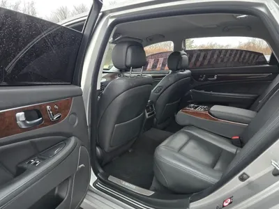 Hyundai Equus