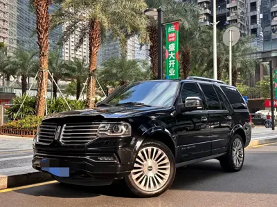 Lincoln Navigator