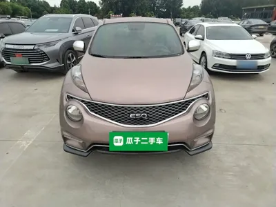 Infiniti ESQ