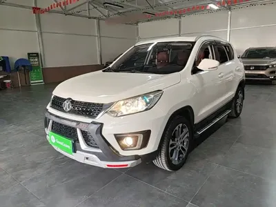 BAIC Senova X35