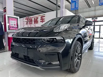 Lynk & Co 01