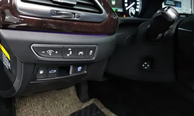 Genesis EQ900
