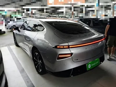 Xpeng P7