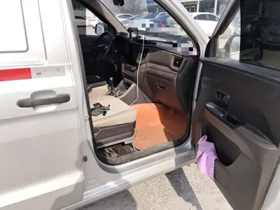 Wuling Hongguang V